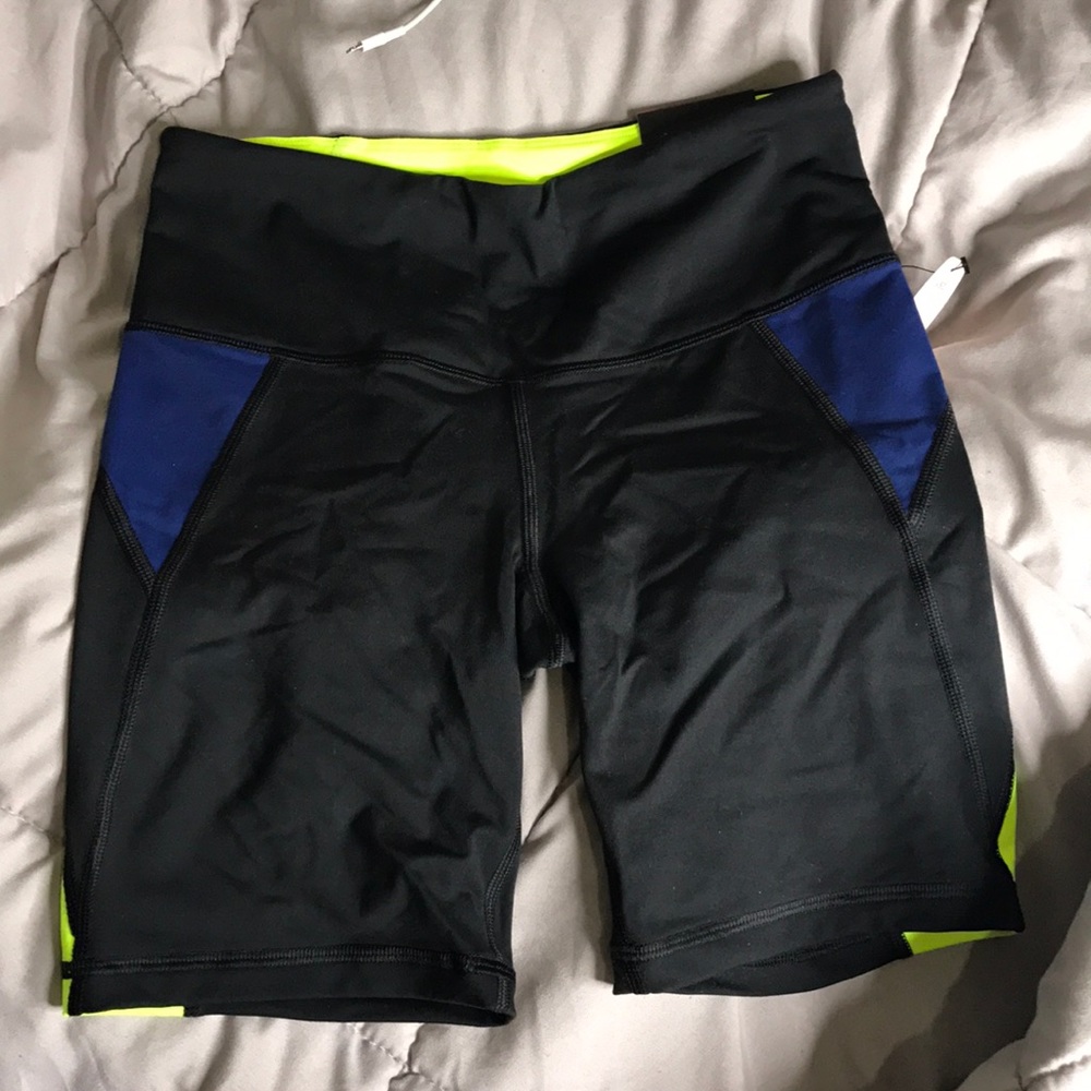 NWT VS SPORT spandex